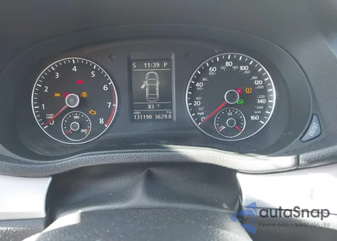 2012 Volkswagen Passat 2.5L Se z USA, uszkodzony, nr VIN 1VWBP7A37CC096926